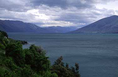 Lake Wanaka Region, New Zealand, Jacek Piwowarczyk, 2002