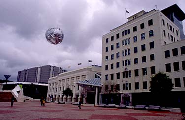 Wellington, New Zealand, Jacek Piwowarczyk, 2002