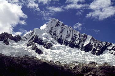 Alpamayo, Santa Cruz Valley, Cordillera B;anca, Peru, Jacek Piwowarczyk, 1998