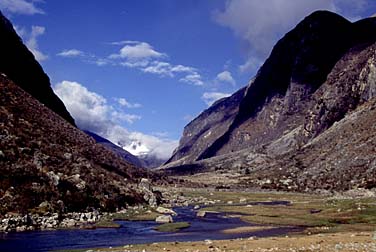Santa Cruz Valley, Coridllera Blanca, Peru, Jacek Piwowarczyk, 1998