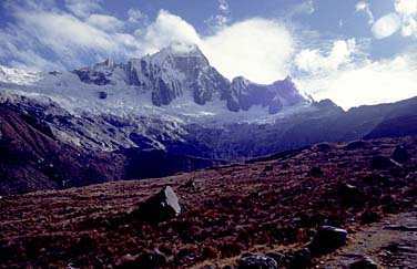 Santa Cruz Valley, Cordillera B;anca, Peru, Jacek Piwowarczyk, 1998