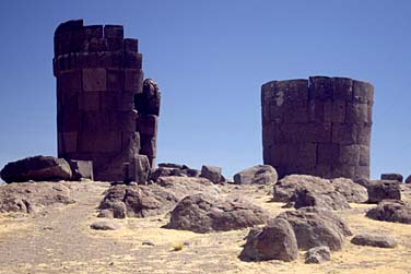 Sillustani, Peru, Jacek Piwowarczyk, 1998