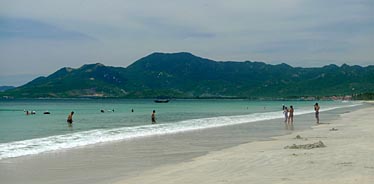 Thuy Dam, Nha Trang Area, Vietnam, Jacek Piwowarczyk, 2009