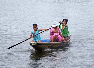 Parfume River, Vietnam, Jacek Piwowarczyk, 2009