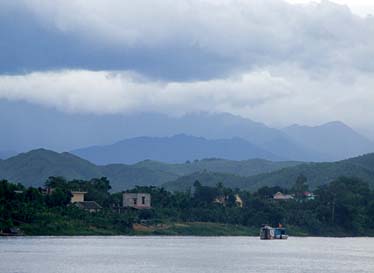 Parfume River, Vietnam, Jacek Piwowarczyk, 2009