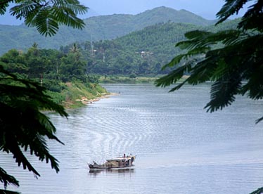 Thien Mu Pagoda,Parfume River, Vietnam, Jacek Piwowarczyk, 2009