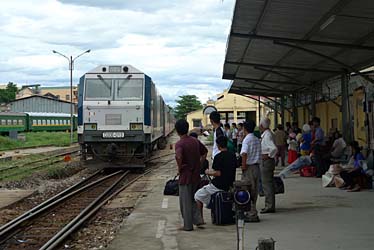 Hue to Da Nang, Vietnam, Jacek Piwowarczyk, 2009