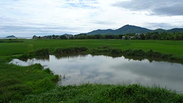 Hue to Da Nang, Vietnam, Jacek Piwowarczyk, 2009