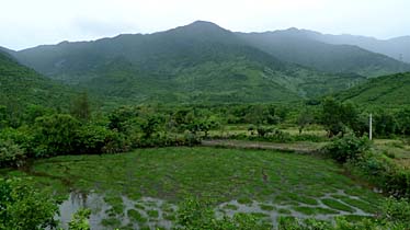 Hue to Da Nang, Vietnam, Jacek Piwowarczyk, 2009