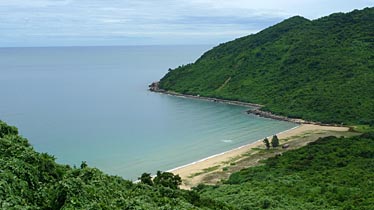 Hue to Da Nang, Vietnam, Jacek Piwowarczyk, 2009