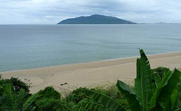 Hue to Da Nang, Vietnam, Jacek Piwowarczyk, 2009