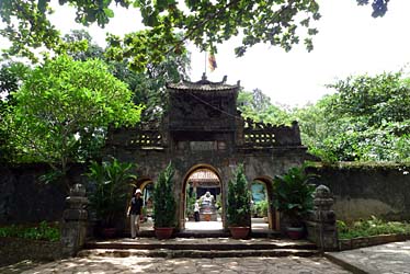 Marble Mountains, Vietnam, Jacek Piwowarczyk, 2009