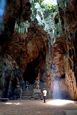 Marble Mountains, Vietnam, Jacek Piwowarczyk, 2009