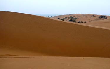 Red Sand Dunes, Mui Ne, Vietnam, Jacek Piwowarczyk, 2009