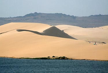 BAO TRANG (THE WHITE SAND DUNES), MUI NE