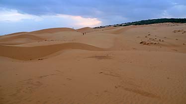 Red Sand Dunes, Mui Ne, Vietnam, Jacek Piwowarczyk, 2009