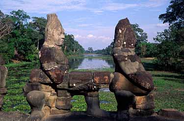 Angkor Thom, Cambodia, Jacek Piwowarczyk, 2000