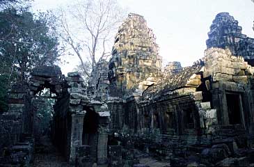 Bantaey Kdei, Cambodia, Jacek Piwowarczyk, 2000