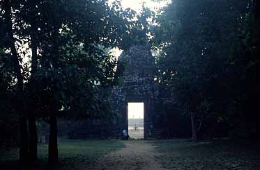 Bantaey Kdei, Cambodia, Jacek Piwowarczyk, 2000