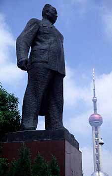 Shanghai, China, Jacek Piwowarczyk, 2002