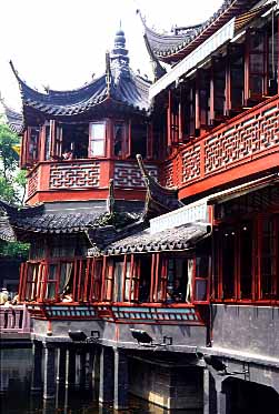 Shanghai, China, Jacek Piwowarczyk, 2002