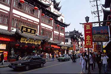 Shanghai, China, Jacek Piwowarczyk, 2002