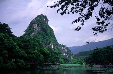 Zhaoqing, China, Jacek Piwowarczyk, 2002