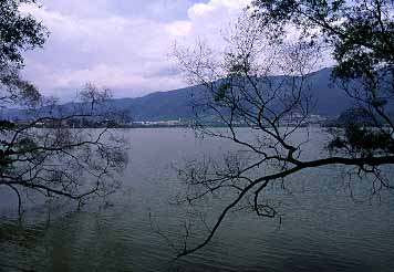 Zhaoqing, China, Jacek Piwowarczyk, 2002