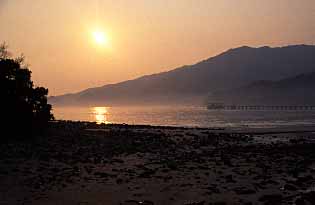 Lantau, Hong Kong, China, Jacek Piwowarczyk, 2002