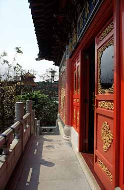 Po Lin, Lantau, Hong Kong, China, Jacek Piwowarczyk, 2003