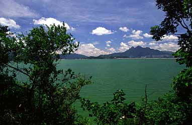 Plover Cove, New Territories, Jacek Piwowarczyk 2003