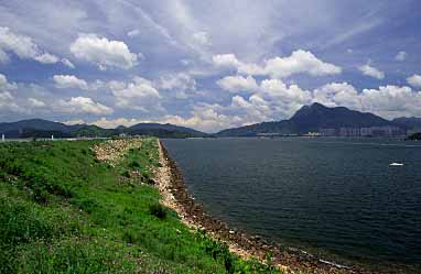 Tolo Harbour, New Territories, Jacek Piwowarczyk 2003