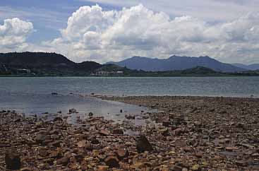 Tolo Harbour, New Territories, Jacek Piwowarczyk 2003