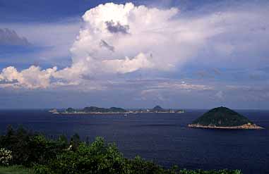 Clear Water Bay, New Territories, Hong Kong, China, Jacek Piwowarczyk 2003