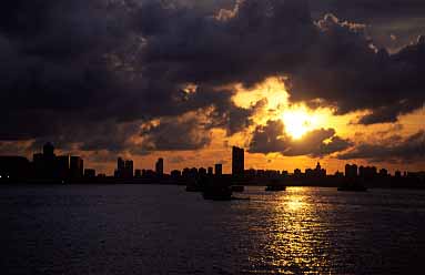 Lei Yue Mun, Hong Kong, China, Jacek Piwowarczyk 2003
