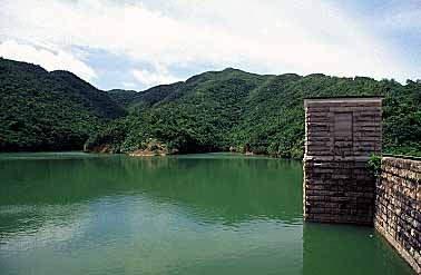 Wong Nai Chung Reservoir, Hong Kong, China, Jacek Piwowarczyk, 2003