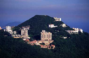 High West, Hong Kong, China, Jacek Piwowarczyk 2003
