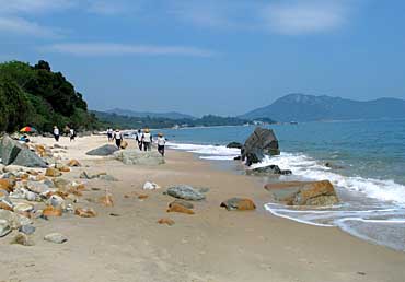 CHEUNG SHA BEACH 2004 