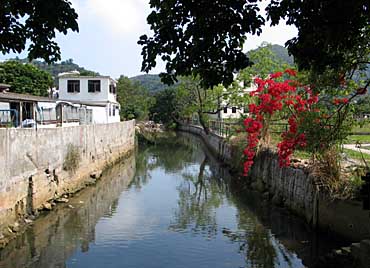 Mui Wo, Lantau Island, Hong Kong, China, Jacek Piwowarczyk, 2004
