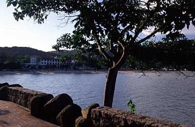 Mui Wo, Lantau Island, Hong Kong, China, Jacek Piwowarczyk, 2004
