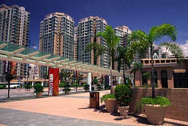 Park Island, Hong Kong, China, Jacek Piwowarczyk 2004