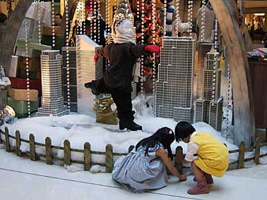 IFC, Hong Kong, China, Jacek Piwowarczyk 2004