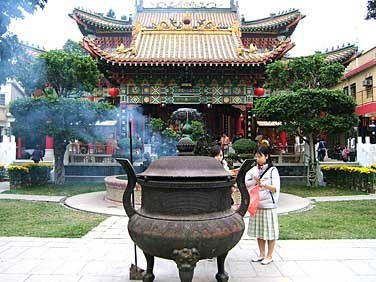 Tuen Mun, New Territories, Hong Kong, China, Jacek Piwowarczyk 2005