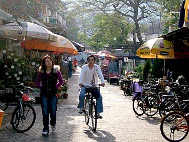 Mui Wo, Lantau island, Hong Kong, China, Jacek Piwowarczyk, 2006