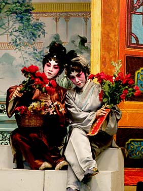 Cantonese Opera, Tai O, Hong Kong, China, Jacek Piwowarczyk, 2006