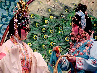 Cantonese Opera, Tai O, Hong Kong, China, Jacek Piwowarczyk, 2006