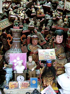 Sheung Wan. Hong Kong, China, Jacek Piwowarczyk 2006
