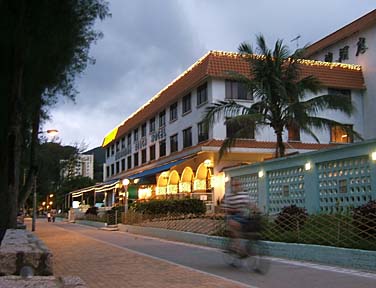 Mui Wo, Lantau Island, Hong Kong, China, Jacek Piwowarczyk, 2006