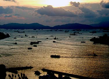 Victoria Harbour, Hong Kong, China, Jacek Piwowarczyk, 2006