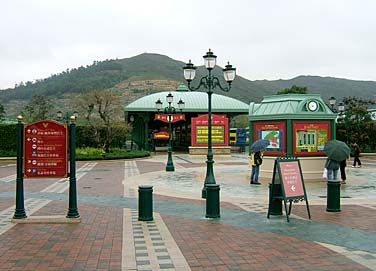 Hong Kong Disneyland Resort, Lantau Island, Hong Kong, China, Jacek Piwowarczyk, 2006